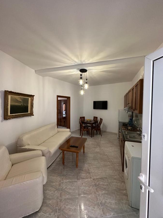 Central Charm Apartments Vlorë Exterior foto